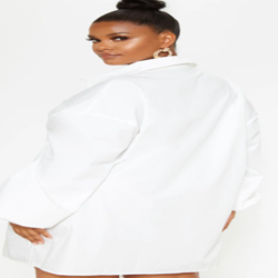 ROBE CHEMISE OVERSIZE BLANCHE À MANCHES BOUFFANTES