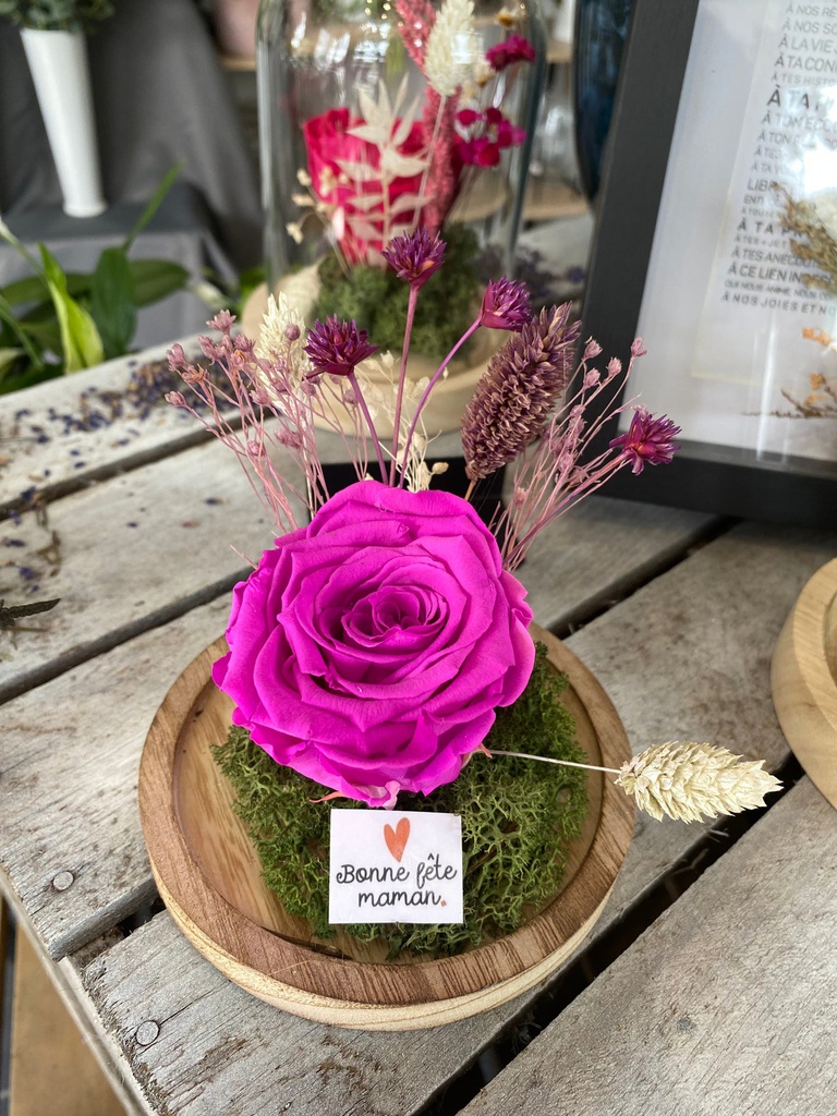 Couronne de fleurs séchées et d'autres créations fleuries à faire soi-même ga