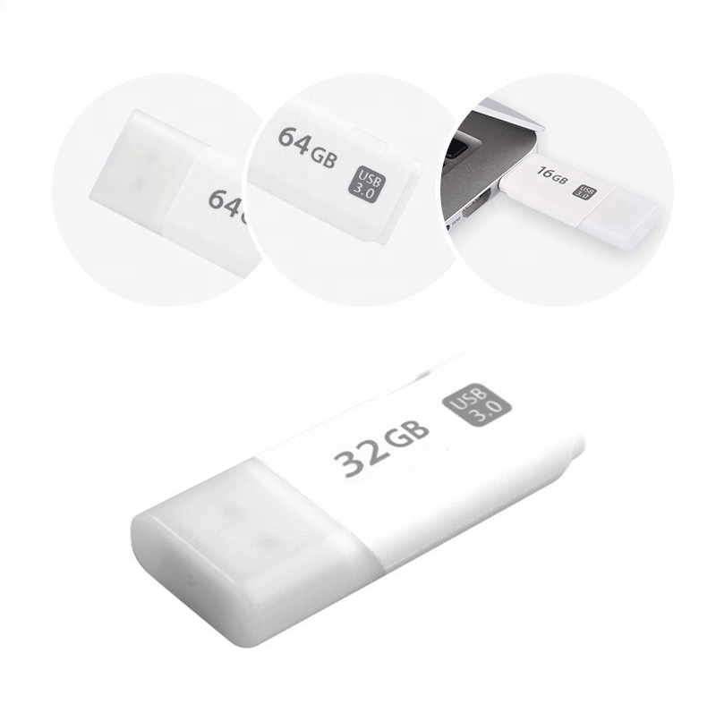 2 Clés USB Compatible - 32 Go + Multiports USB Compatible 4 En 1
