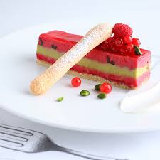 Gâteaux verdade accompagner d'une touche de framboise