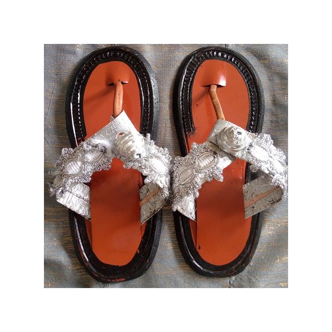 chaussure akan traditionnelle