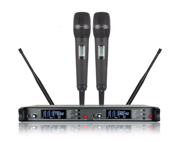 Micro Baladeur A Haute Portée Shure Avec Table De Mixage Professional - Multicolore