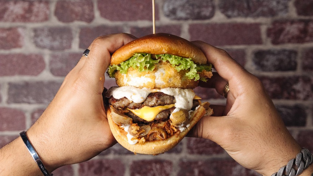 Double Méga burger du Maestro