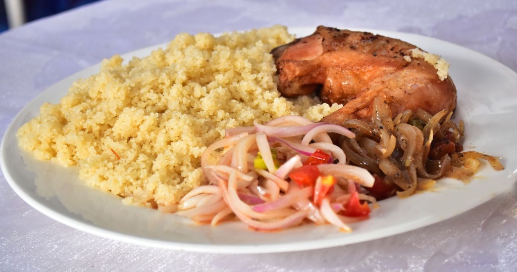 Attiéké + poulet frit