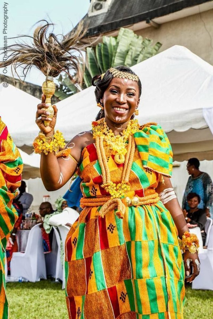 tenue traditionnelle (dote)