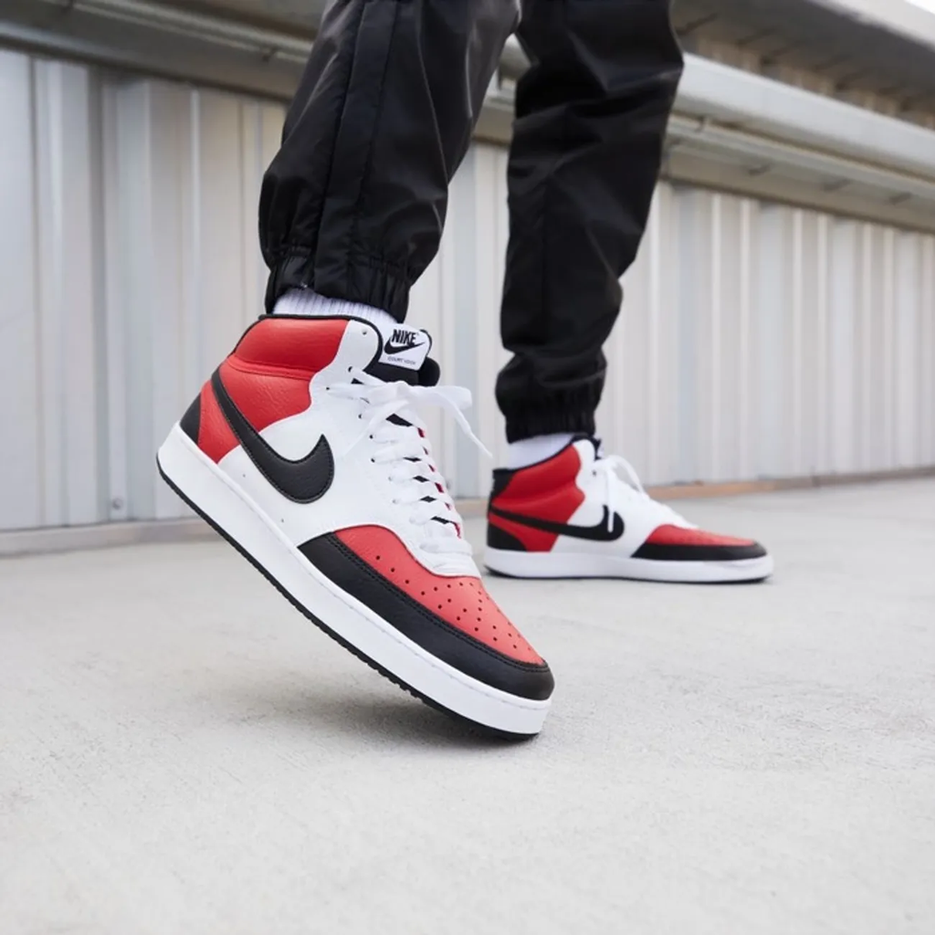 CHAUSSURES HAUTES Basketball homme NIKE COURT VISION MID NBA