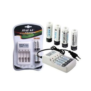 4 Piles Rechargeables +Chargeurs De Piles Rechargeables