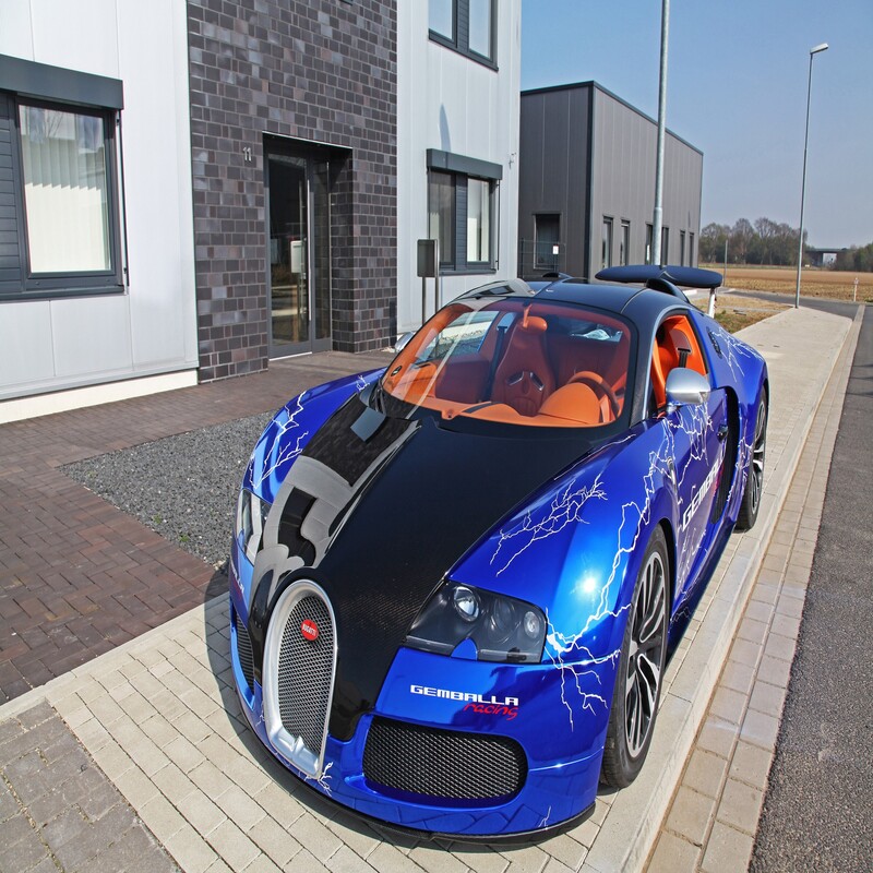 BUGATTI VEYRON