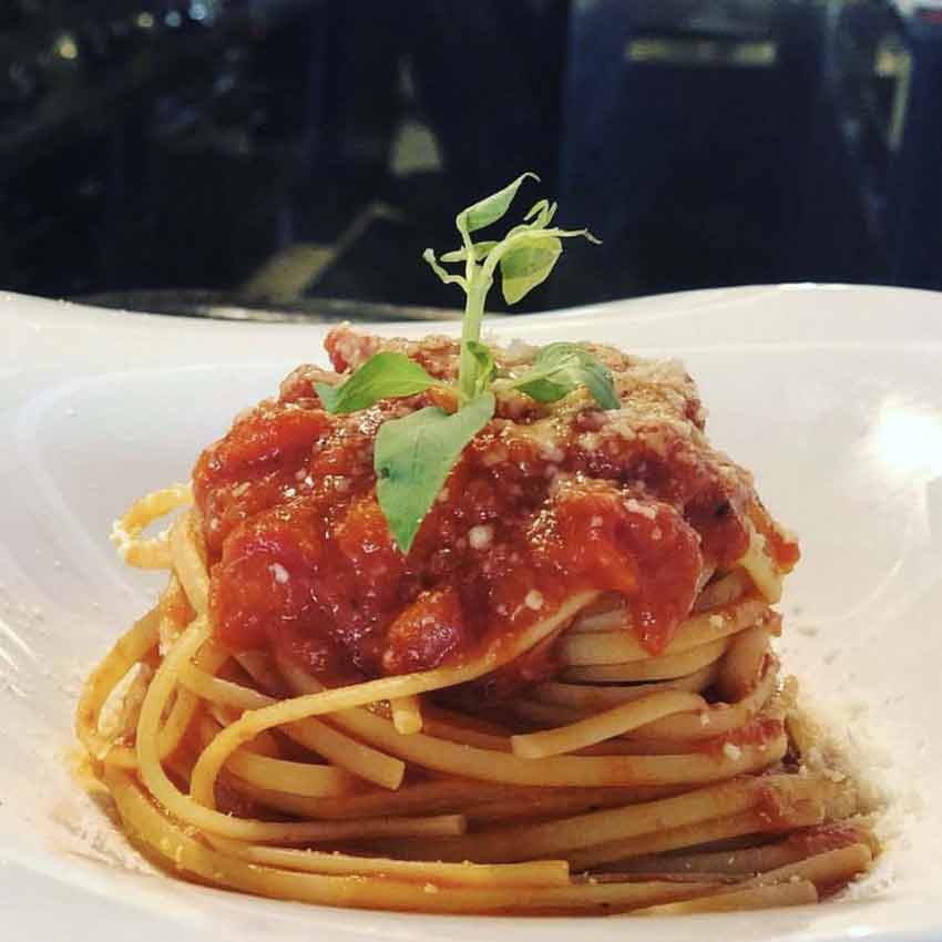 Spaghetti tomate basilic