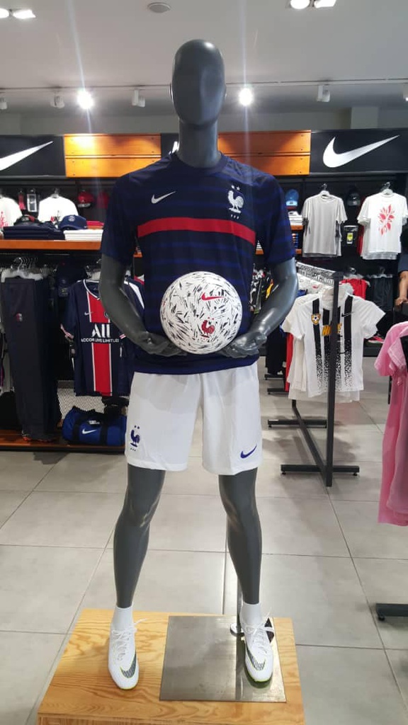 Le nouveau maillot de l’équipe de France