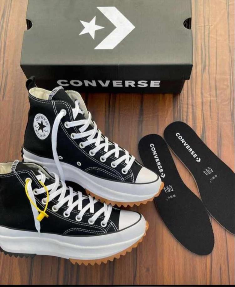 Converse run star hike