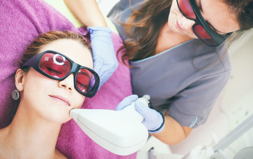 Epilation Moustache au Laser 