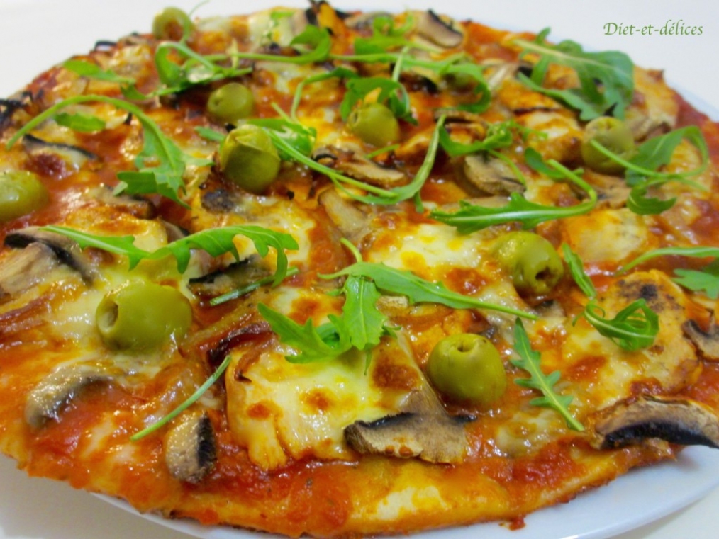 Pizza poulet champignon