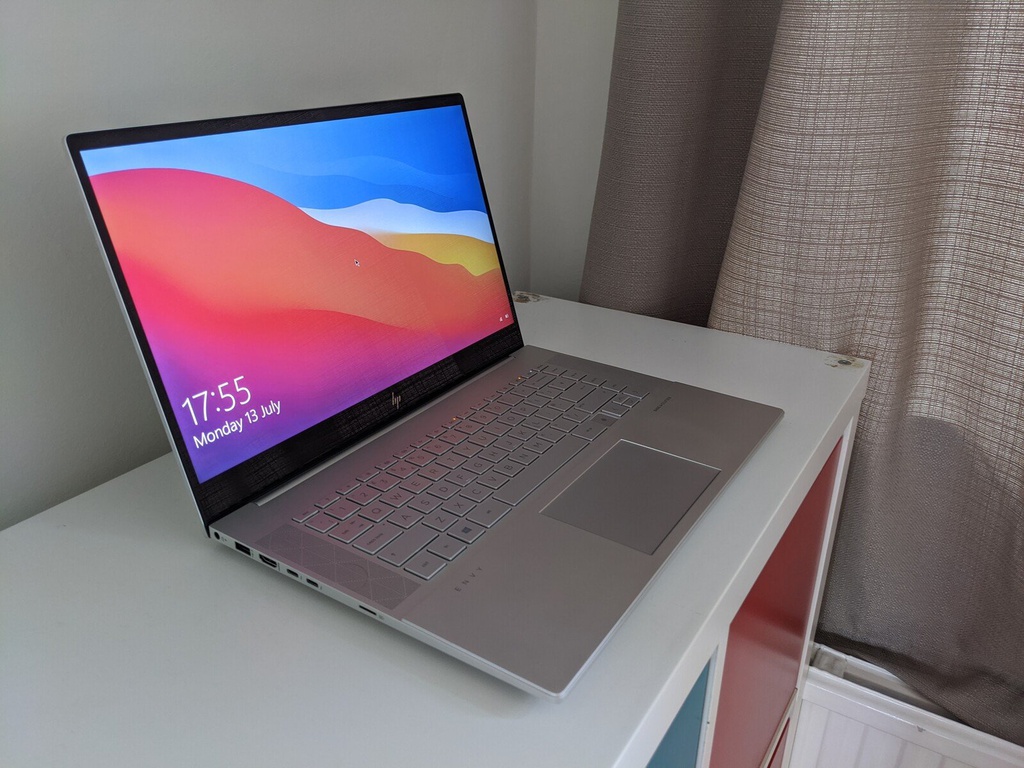 Portable HP ENVY 15 FHD /i5 - 12500H/ 16GB / 512GB/ W11H - 6D6Y1EA