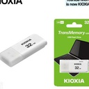 Clé USB KIOXIA 32 GB +  50 JEUX  PS2