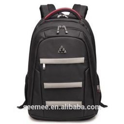 Philips Audio S1505B/00 Enceinte Bluetooth, Haut-Parleur Portable (Robuste Et étanche IPX7, 8 Heures D'autonomie, Caisson De Basse Passif, Portée 20 M, Avec Cordon) Noir - Modèle 2020/2021