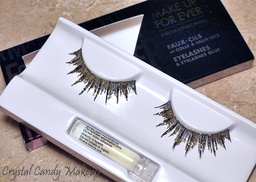 Faux cils