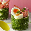 Verrine d'œuf moelleux aux épinards et crevettes