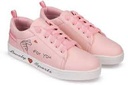 paire de tennis pour femme